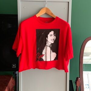 Selena Official Red Short Sleeve Cropped T Shirt Size XL